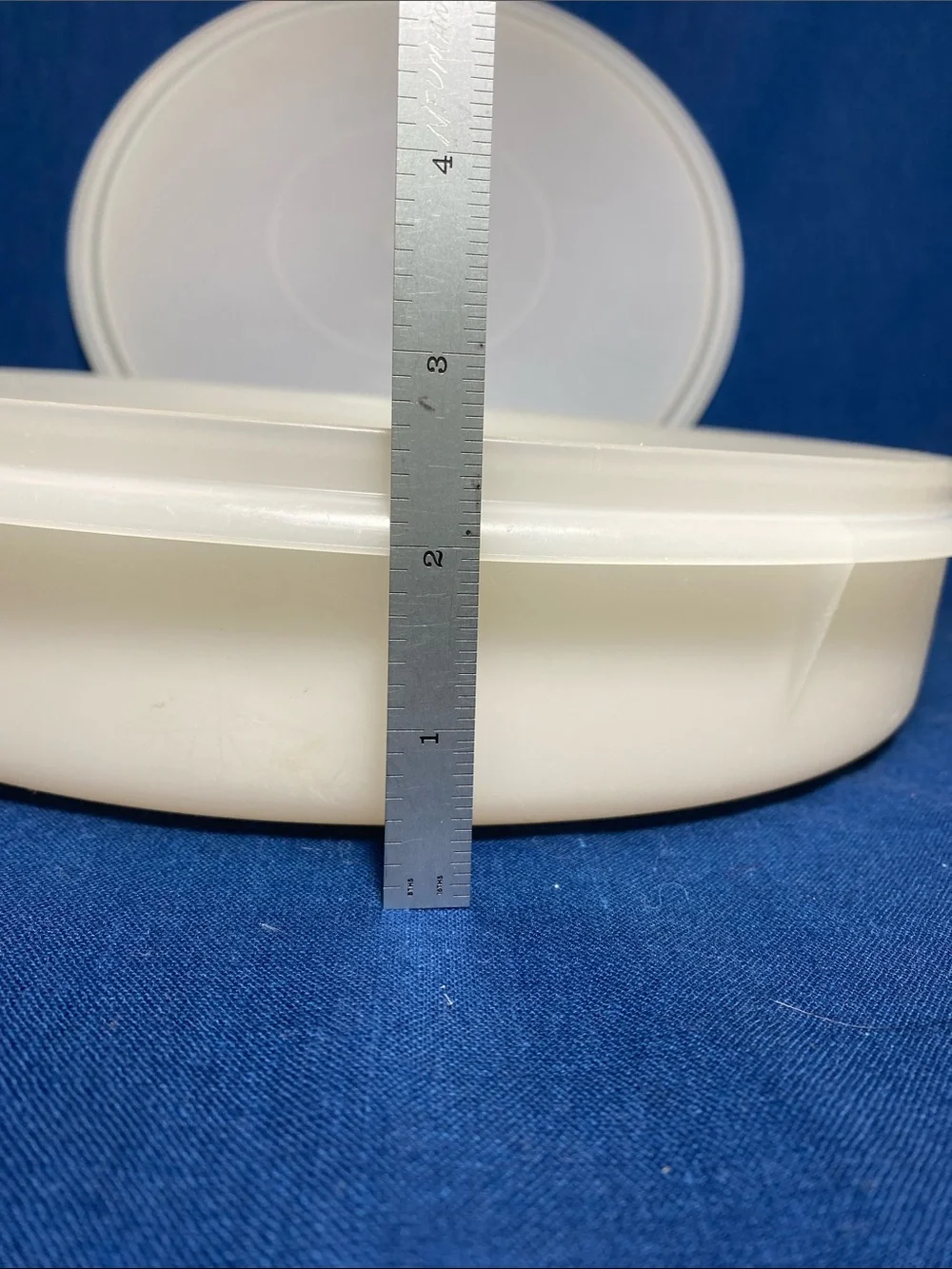 Tupperware 12”Round Cupcake, Pie & Cookie Container & Lid Vintage